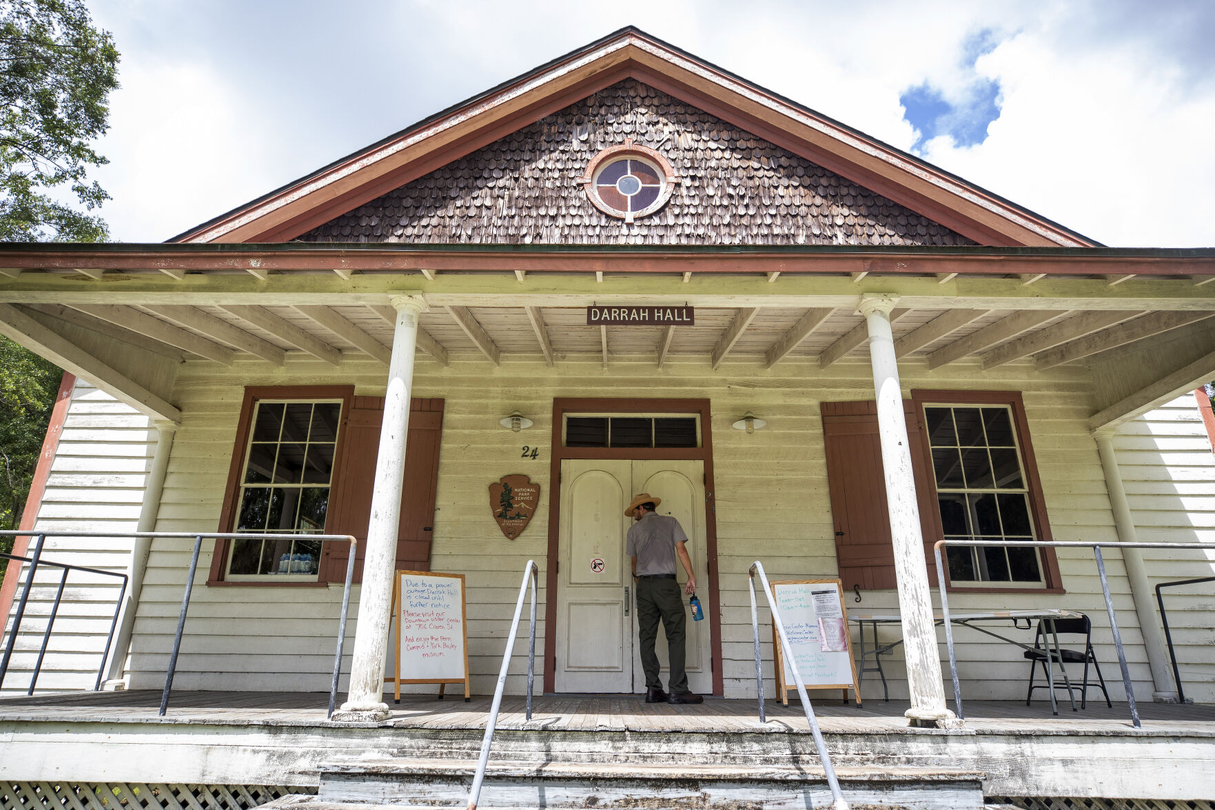 darrah hall.jpg